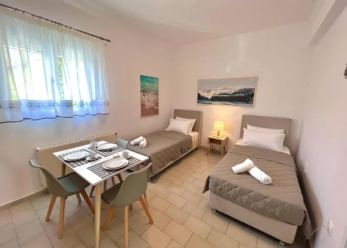 Athanasia Skiathos Town