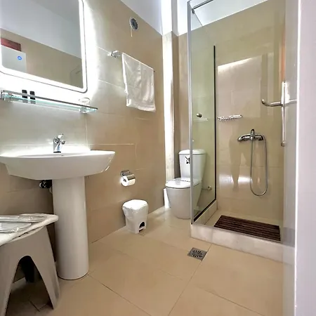 Athanasia Hotel *